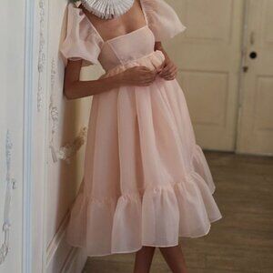 Selkie French Puff in Peach